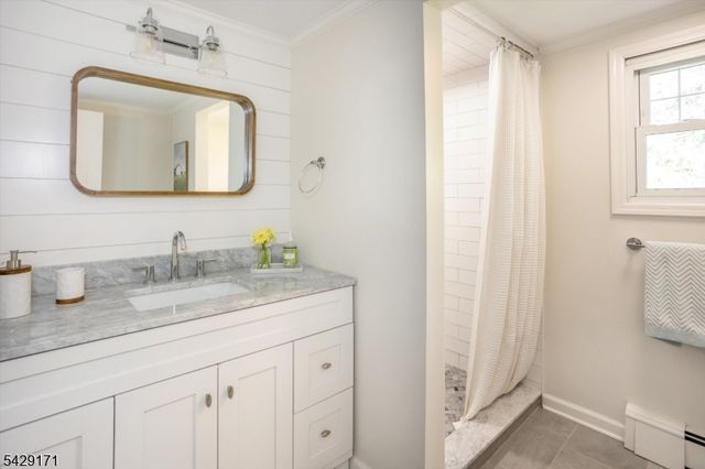 3 Laurel Pl, Chester Twp., NJ 07930