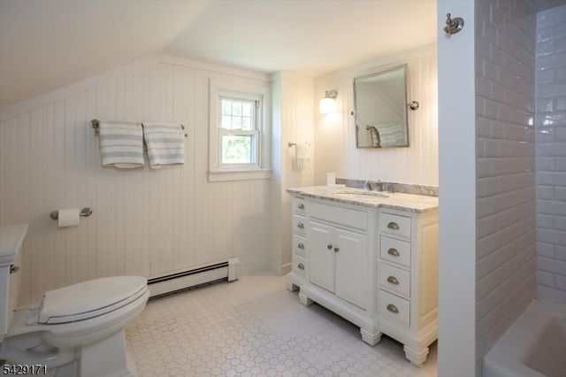 3 Laurel Pl, Chester Twp., NJ 07930