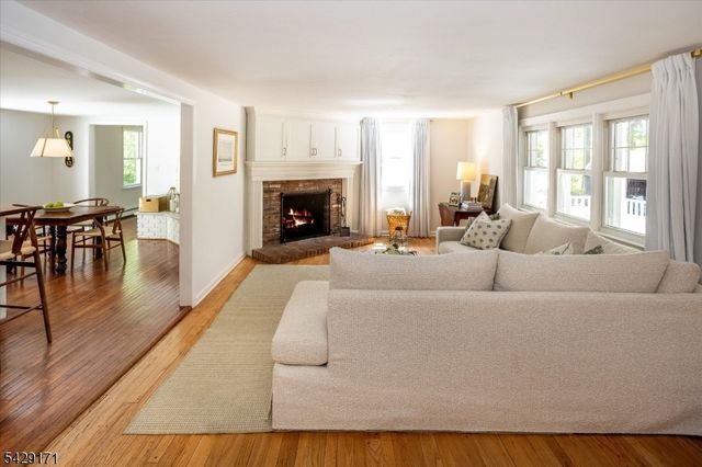 3 Laurel Pl, Chester Twp., NJ 07930