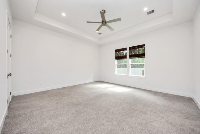 11807 Whispering Pines Lane, Montgomery, TX 77356