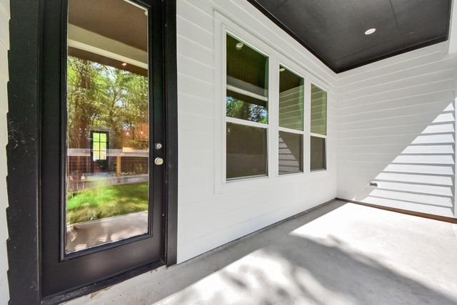 11807 Whispering Pines Lane, Montgomery, TX 77356