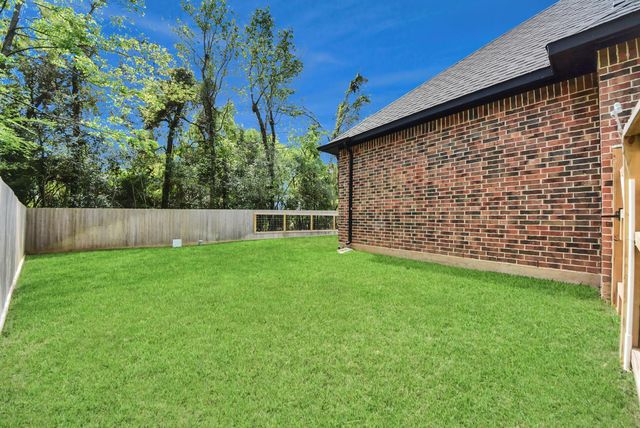 11807 Whispering Pines Lane, Montgomery, TX 77356