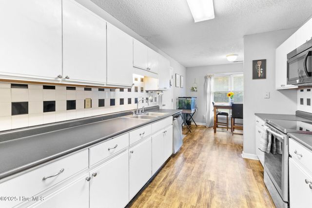 147 Liberty Park Road, Jacksonville, NC 28540