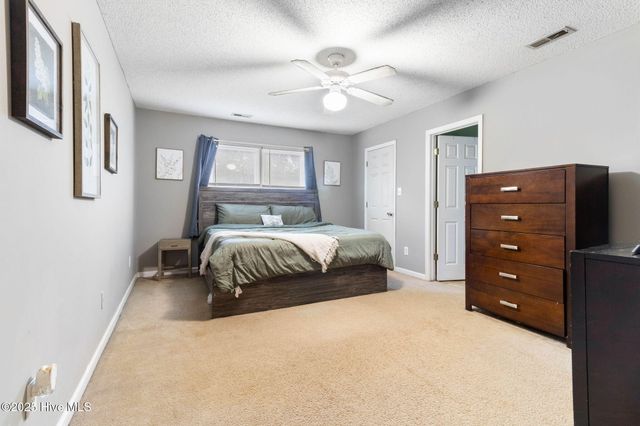 147 Liberty Park Road, Jacksonville, NC 28540