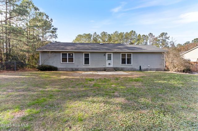 147 Liberty Park Road, Jacksonville, NC 28540