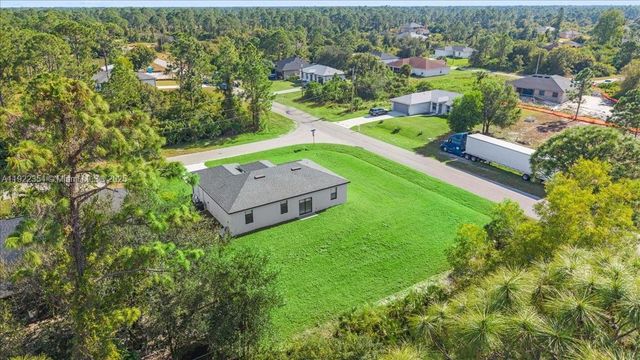 1015 Merry ST, Lehigh Acres, FL 33974