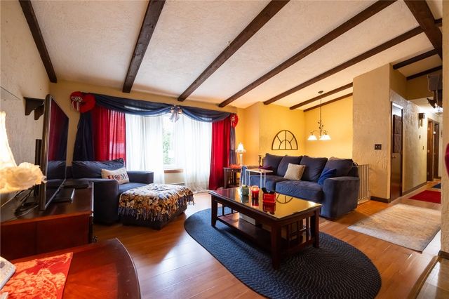 9 Finne Road, Johnston, RI 02919