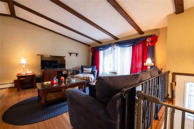 9 Finne Road, Johnston, RI 02919