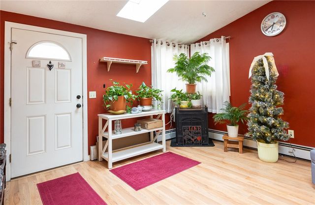 9 Finne Road, Johnston, RI 02919