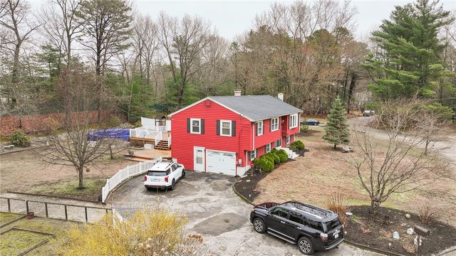 9 Finne Road, Johnston, RI 02919