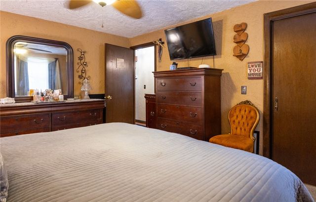 9 Finne Road, Johnston, RI 02919