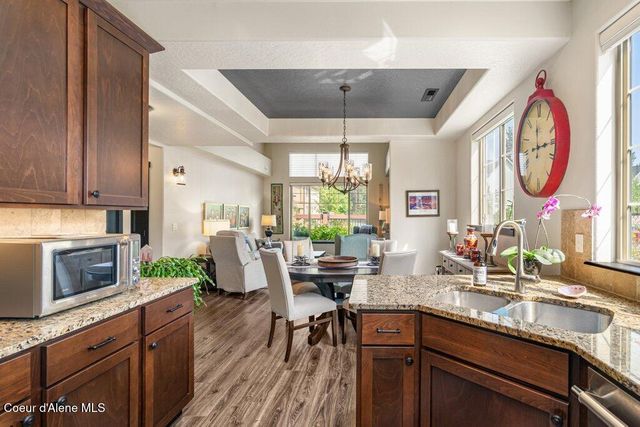 1036 W Grove WAY, Coeur D'alene, ID 83815