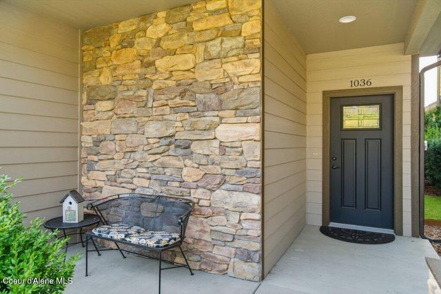 1036 W Grove WAY, Coeur D'alene, ID 83815