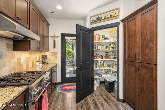 1036 W Grove WAY, Coeur D'alene, ID 83815