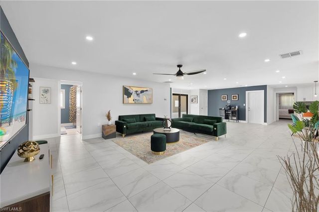 5211 Pocatella CT, Cape Coral, FL 33904