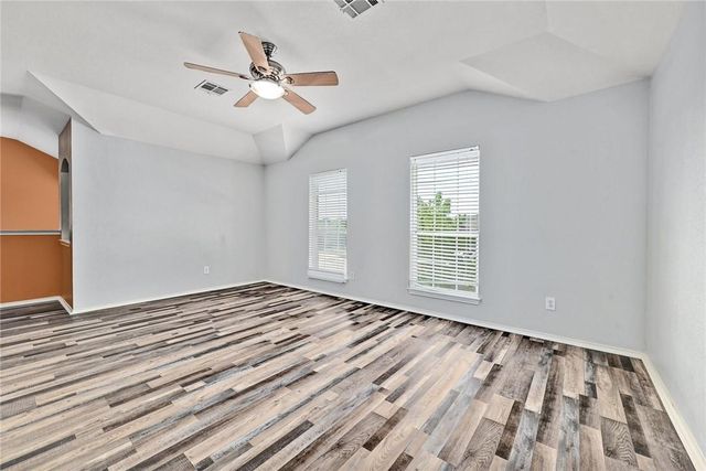 2049 Rachel LN, Round Rock, TX 78664