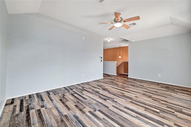 2049 Rachel LN, Round Rock, TX 78664