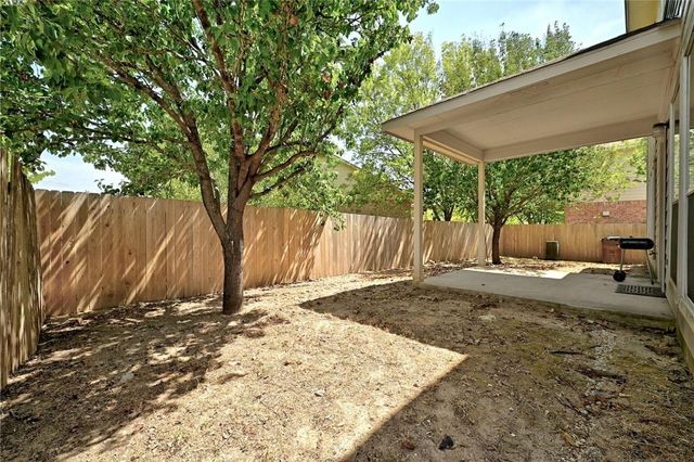 2049 Rachel LN, Round Rock, TX 78664