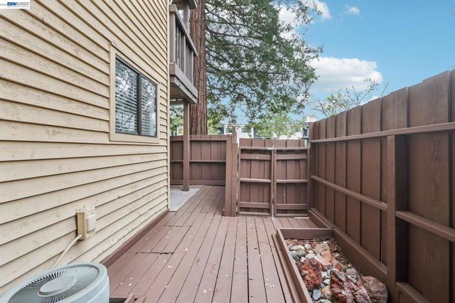 99 Cleaveland Rd 15, Pleasant Hill, CA 94523