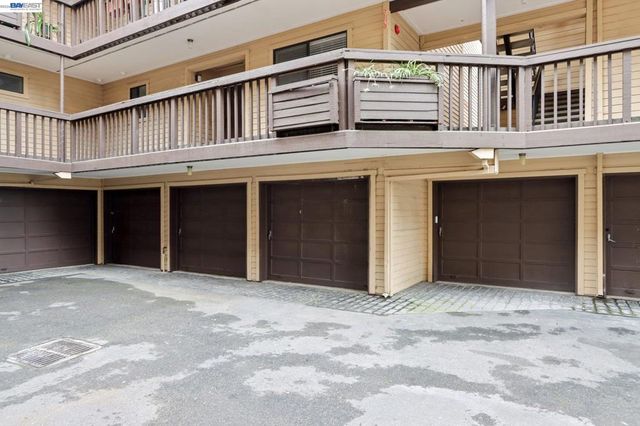 99 Cleaveland Rd 15, Pleasant Hill, CA 94523