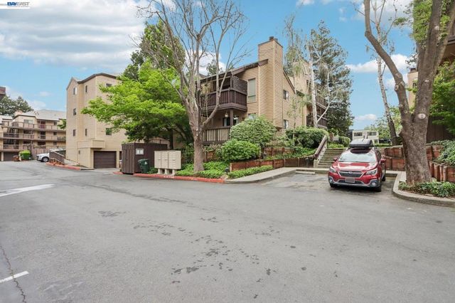 99 Cleaveland Rd 15, Pleasant Hill, CA 94523