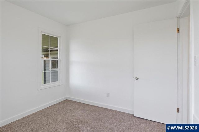 704 16th Av SW, Albany, OR 97321