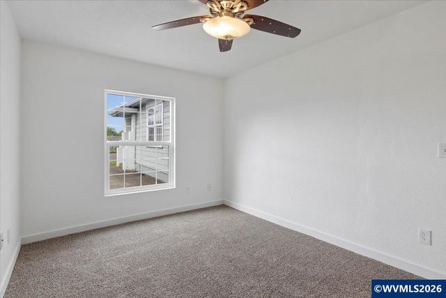704 16th Av SW, Albany, OR 97321