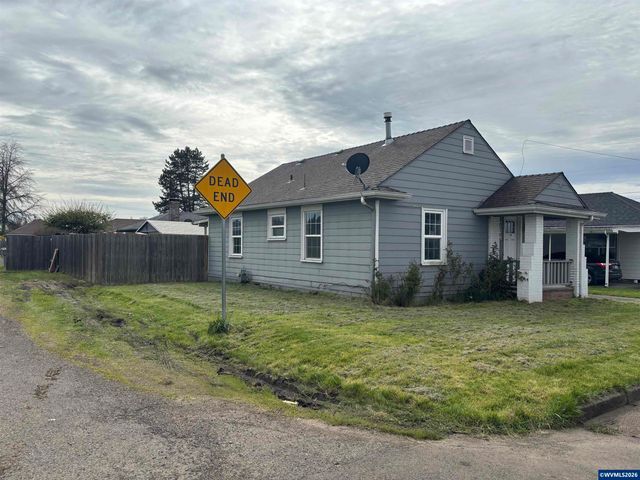 704 16th Av SW, Albany, OR 97321