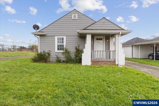 704 16th Av SW, Albany, OR 97321