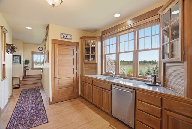 12926 N Wood Rd, Reardan, WA 99029