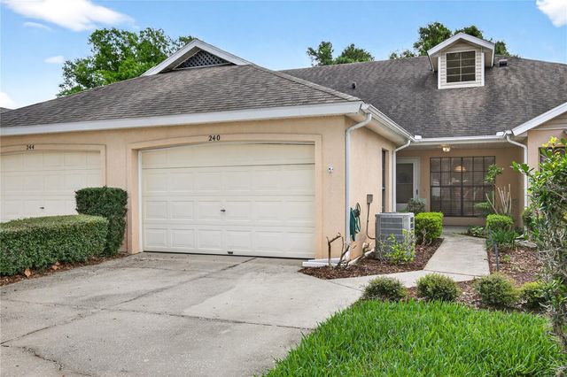 240 JUNIPER WAY, Tavares, FL 32778