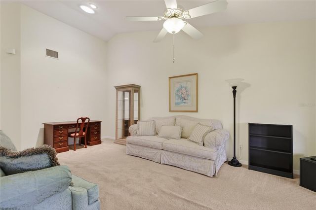 240 JUNIPER WAY, Tavares, FL 32778