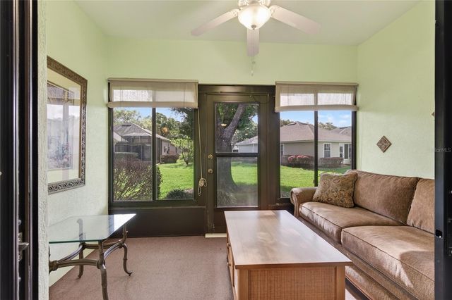 240 JUNIPER WAY, Tavares, FL 32778