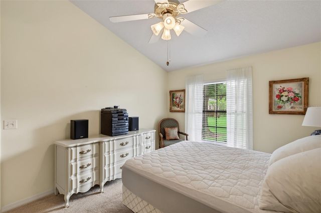 240 JUNIPER WAY, Tavares, FL 32778