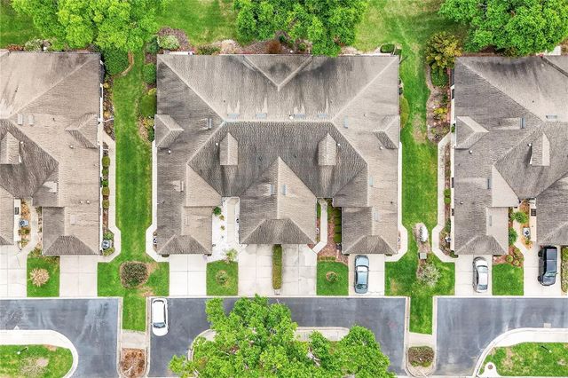 240 JUNIPER WAY, Tavares, FL 32778