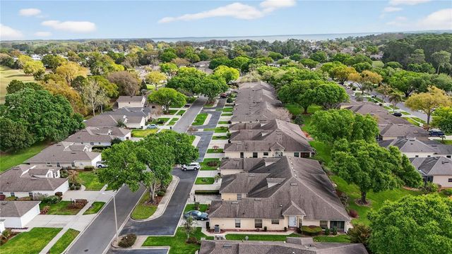 240 JUNIPER WAY, Tavares, FL 32778