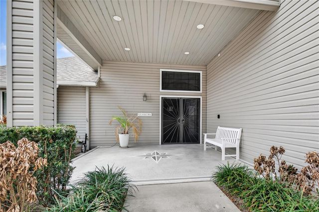 240 JUNIPER WAY, Tavares, FL 32778