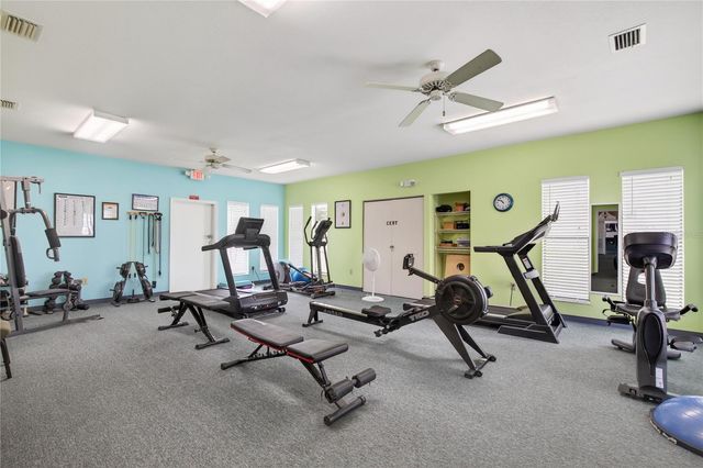 240 JUNIPER WAY, Tavares, FL 32778