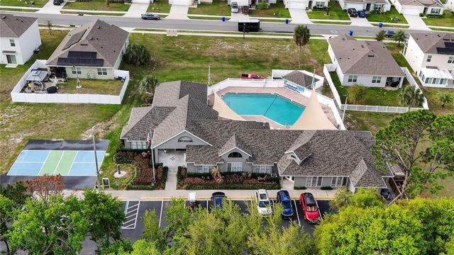 240 JUNIPER WAY, Tavares, FL 32778