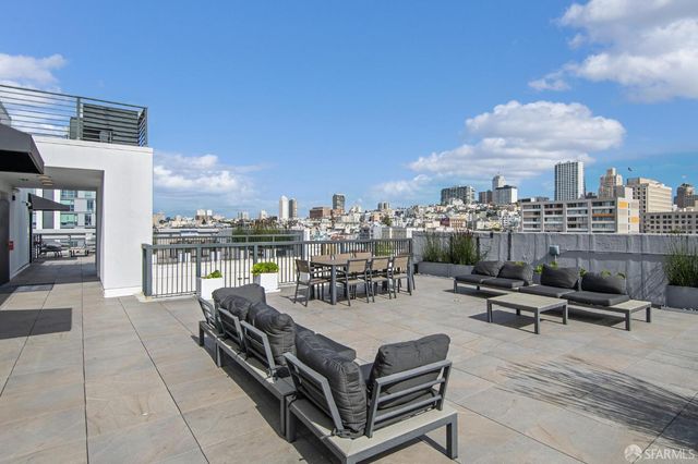 1433 Bush Street 504, San Francisco, CA 94109