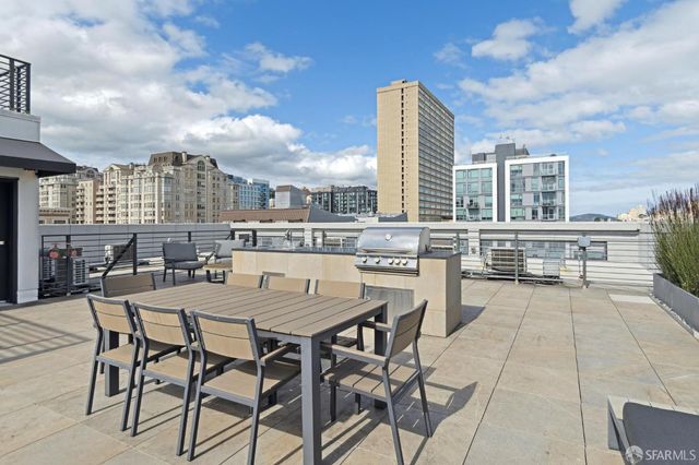 1433 Bush Street 504, San Francisco, CA 94109