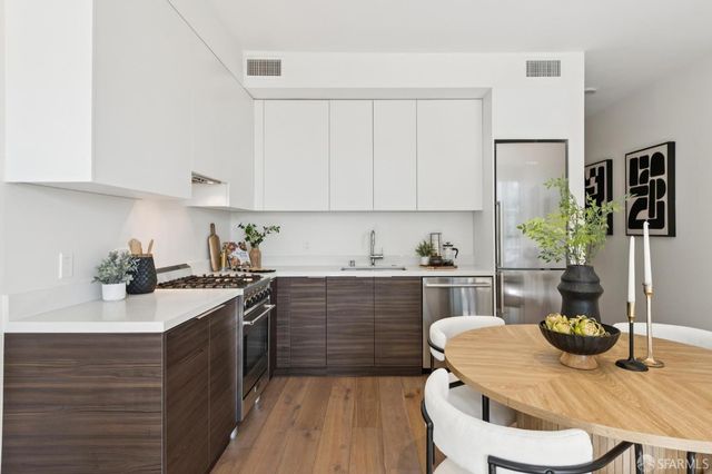 1433 Bush Street 504, San Francisco, CA 94109