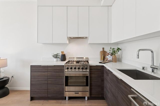 1433 Bush Street 504, San Francisco, CA 94109