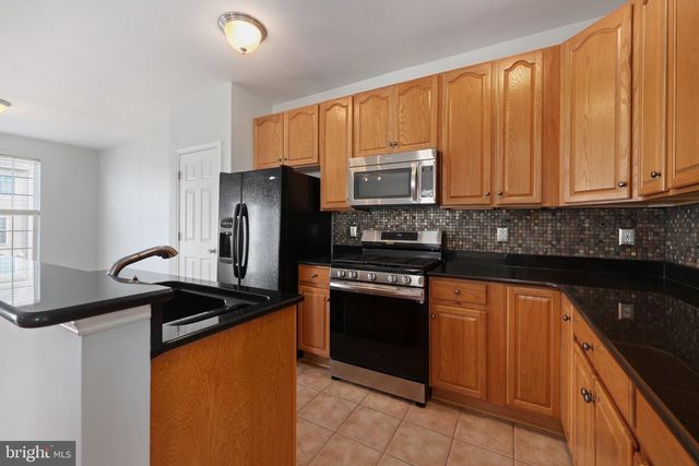 15522 JOHN DISKIN CIR, Woodbridge, VA 22191