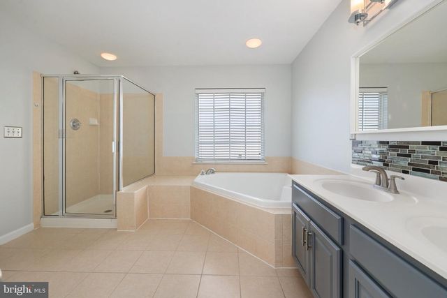 15522 JOHN DISKIN CIR, Woodbridge, VA 22191