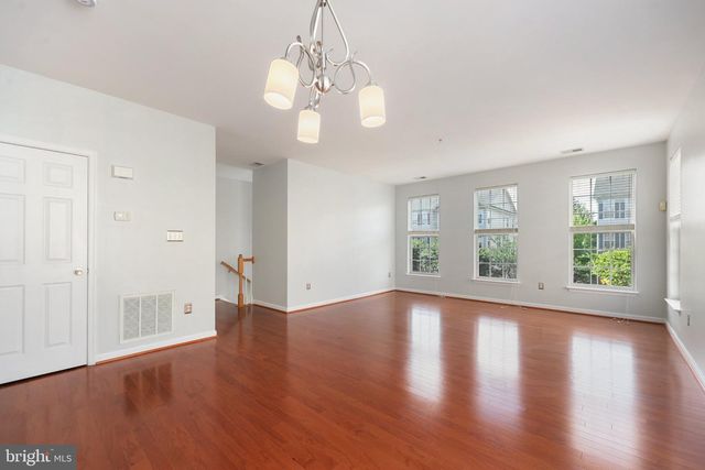 15522 JOHN DISKIN CIR, Woodbridge, VA 22191