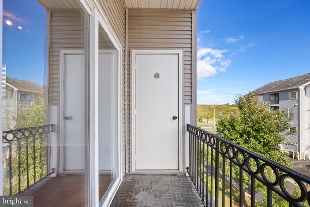 15522 JOHN DISKIN CIR, Woodbridge, VA 22191