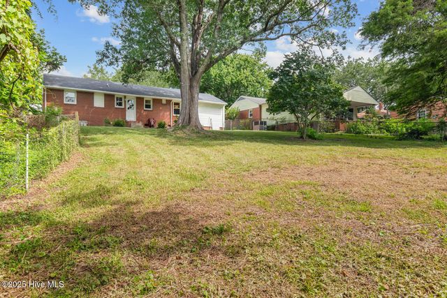 1004 River Street, Jacksonville, NC 28540