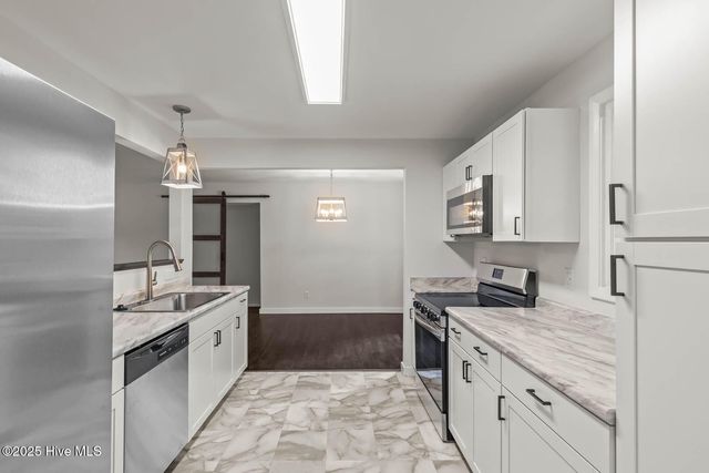 1004 River Street, Jacksonville, NC 28540
