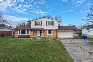 337 Bella Vista Drive, Grand Blanc, MI 48439